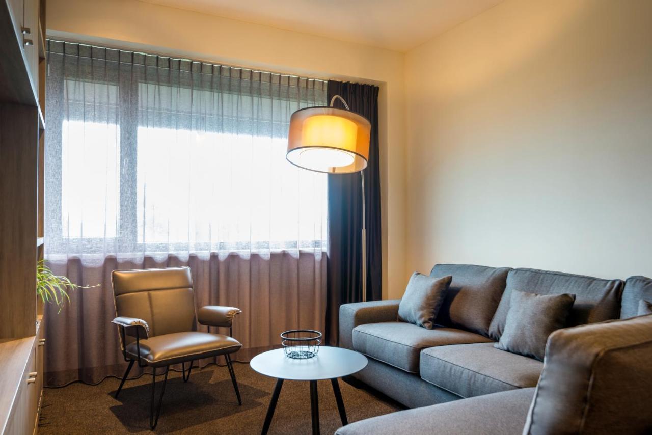 Standard Junior Suite with One Double Bed,1030642876:JPEG