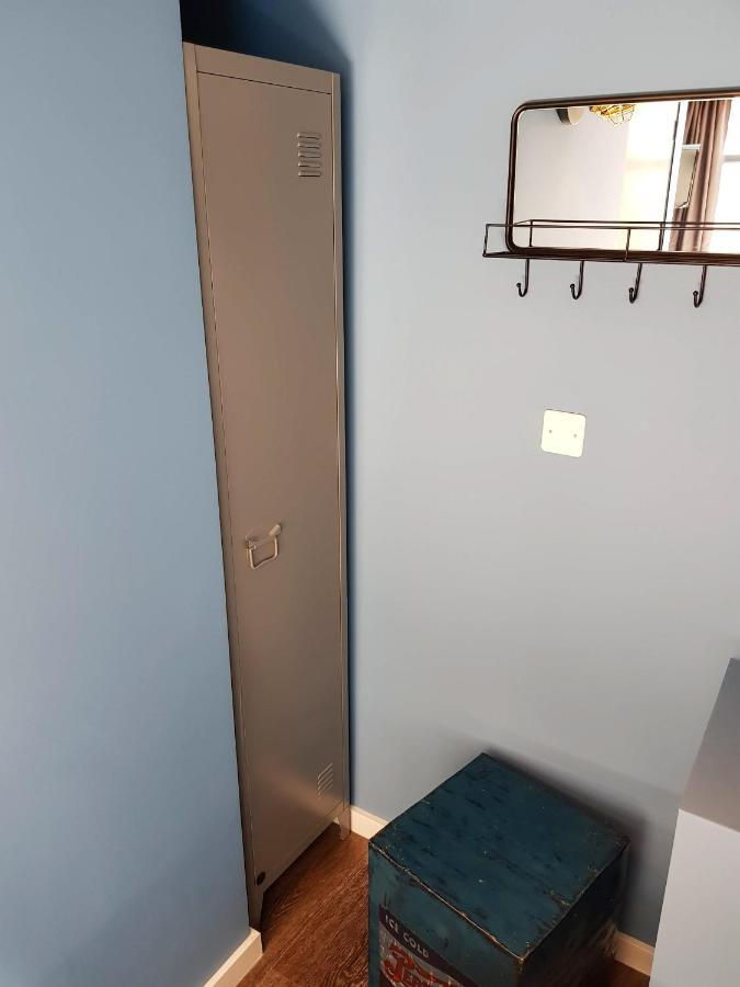 Twin Room Private Bathroom