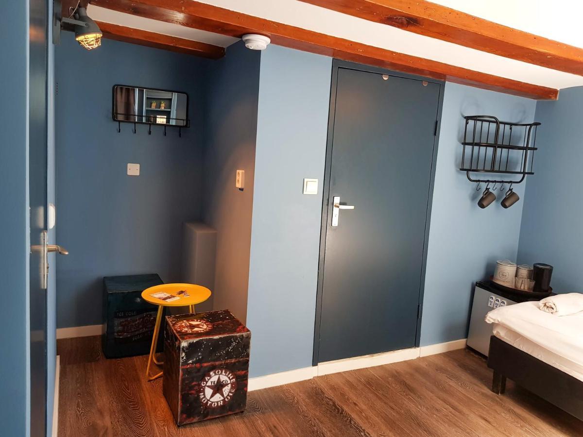 Twin Room Private Bathroom