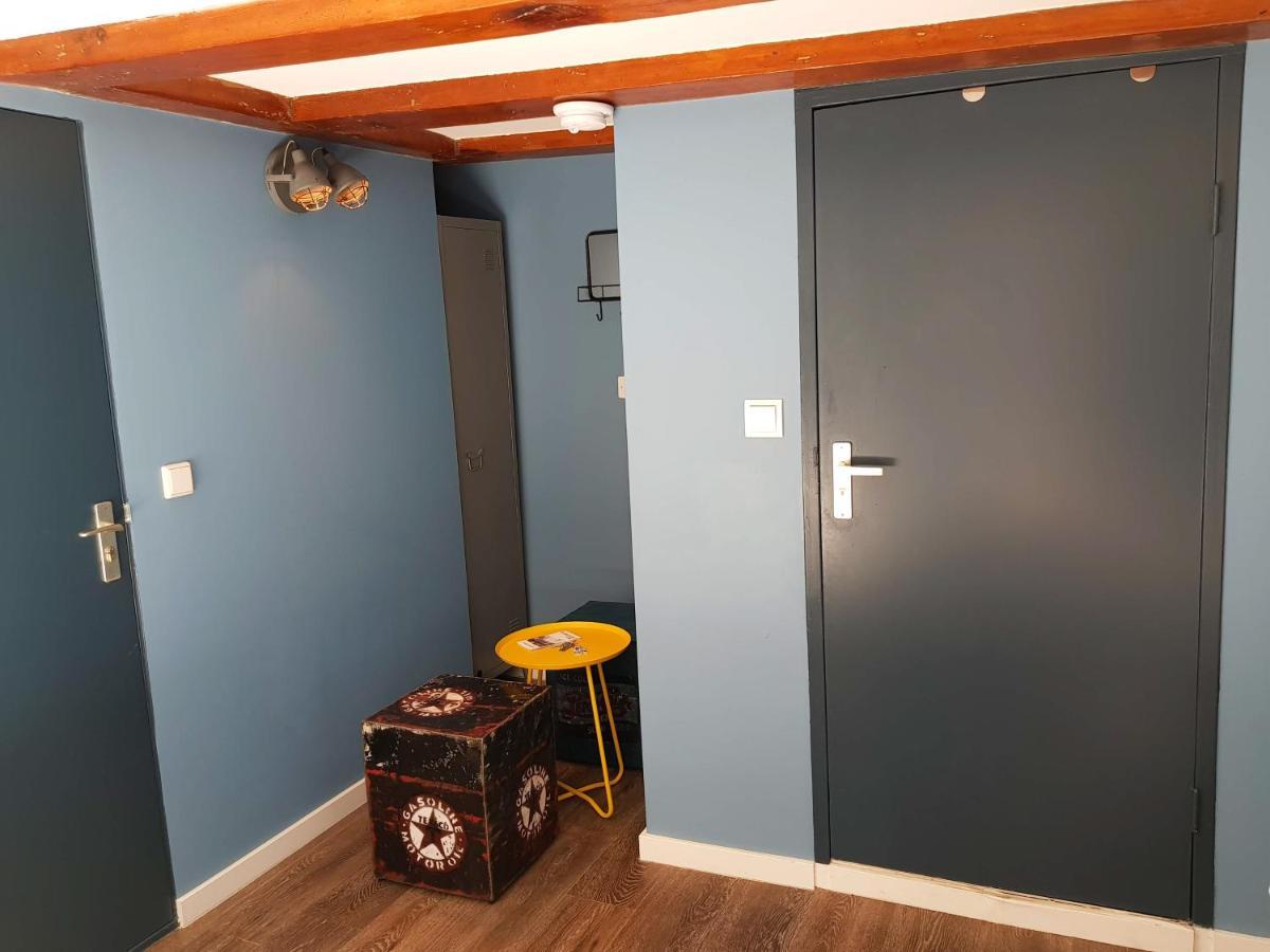 Twin Room Private Bathroom