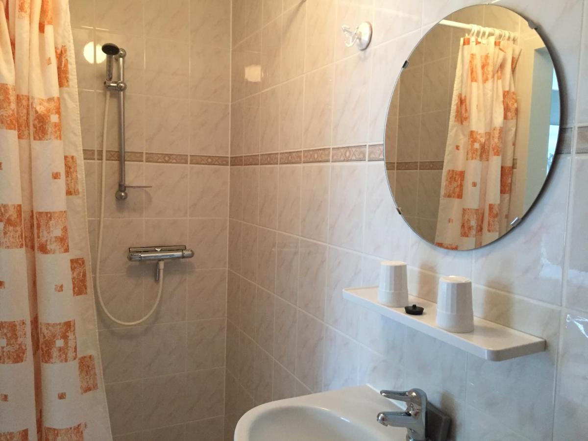 Doppelzimmer mit eigenem Bad