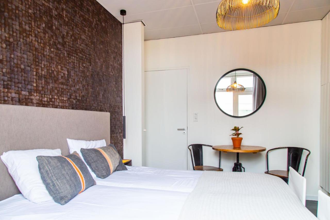 Deluxe Double Room Bath