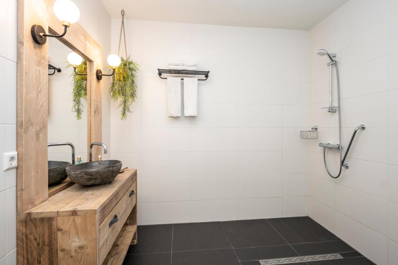 Deluxe King Room 30m2