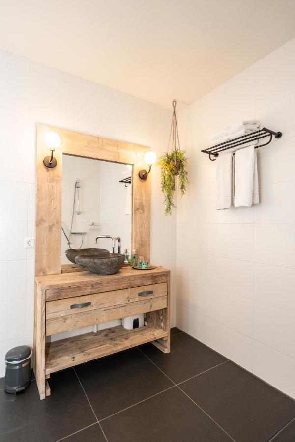 Deluxe King Room 30m2