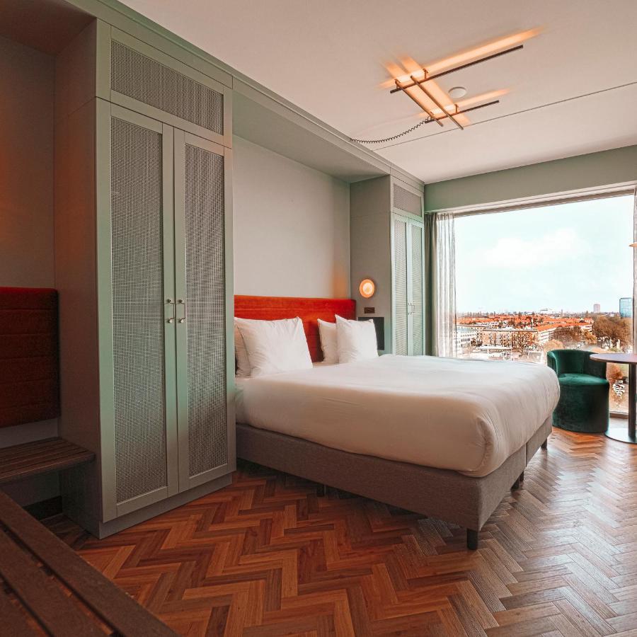 Quarto com Cama de Casal ou 2 de Solteiro e Vista