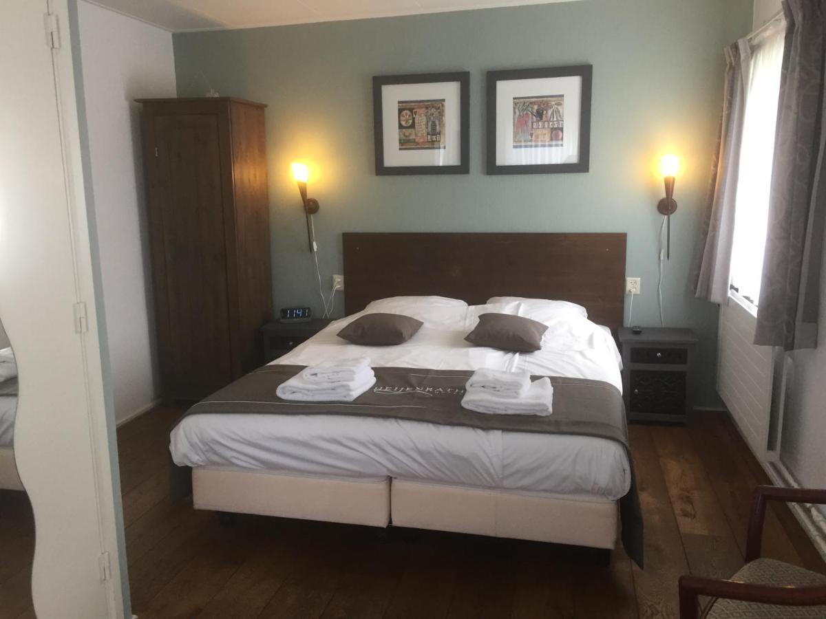 Driepersoonskamer met Eigen Badkamer