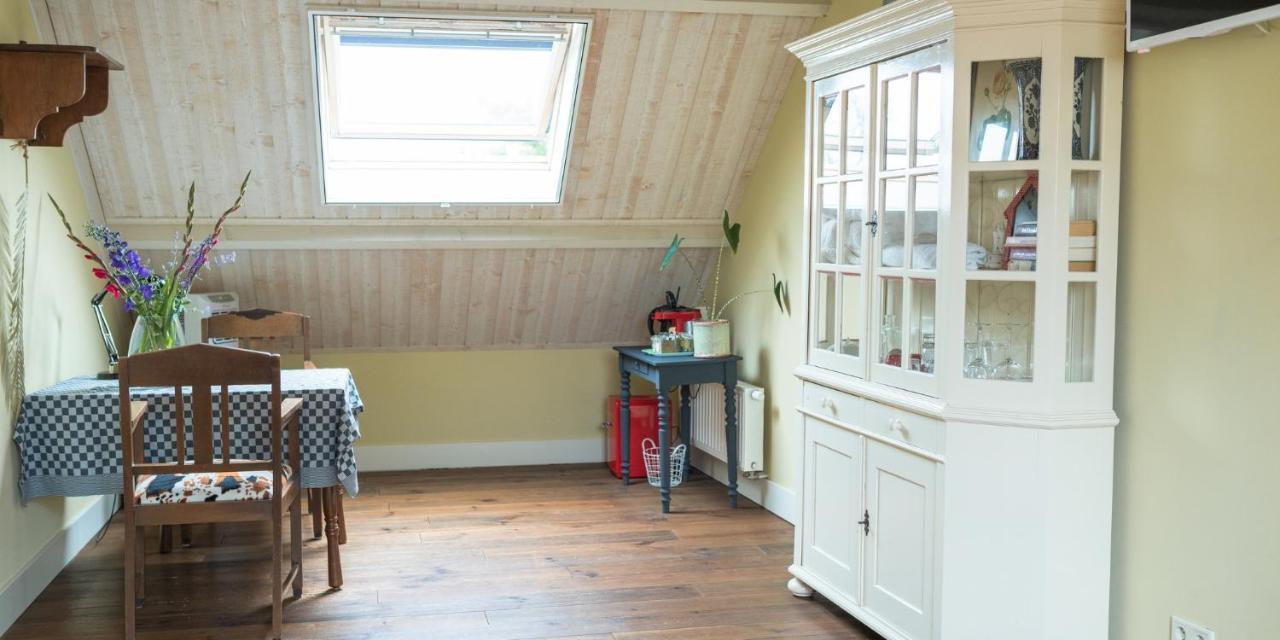 Family Room Private Bathroom