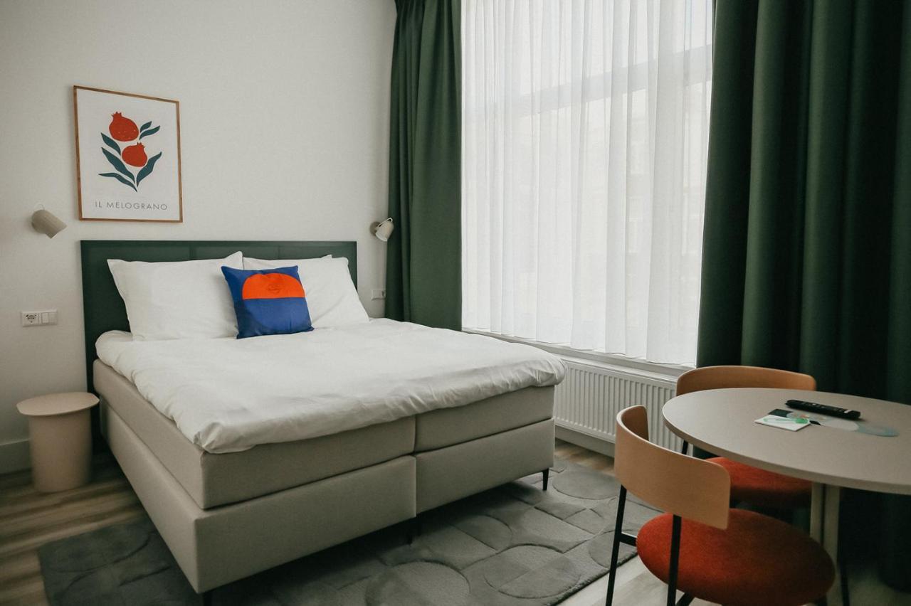 Standard Suite