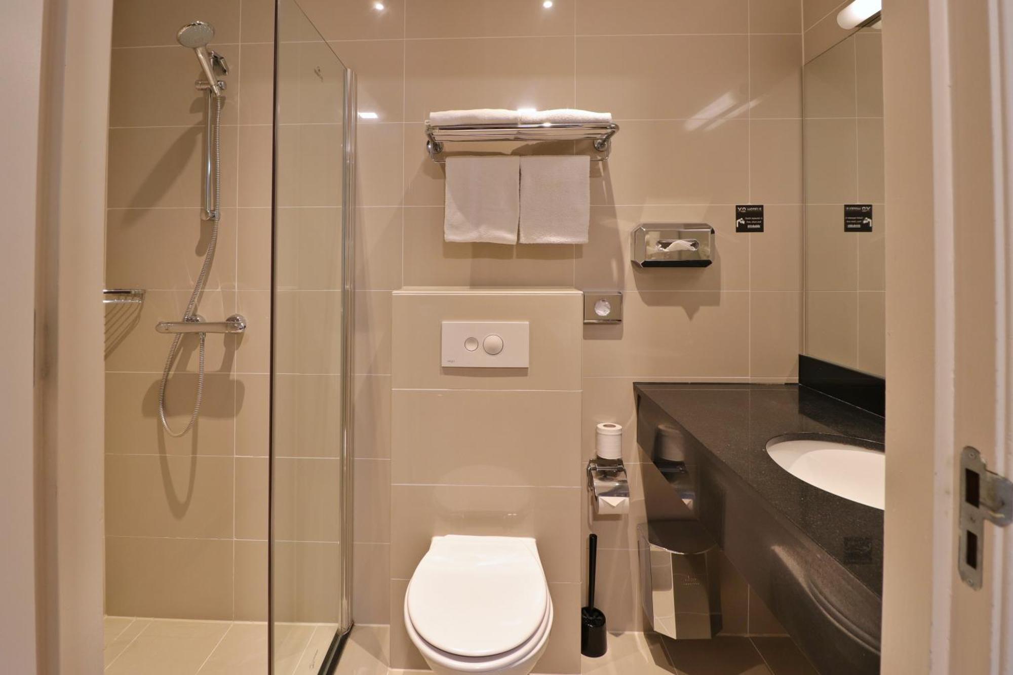 Quarto Twin Standard