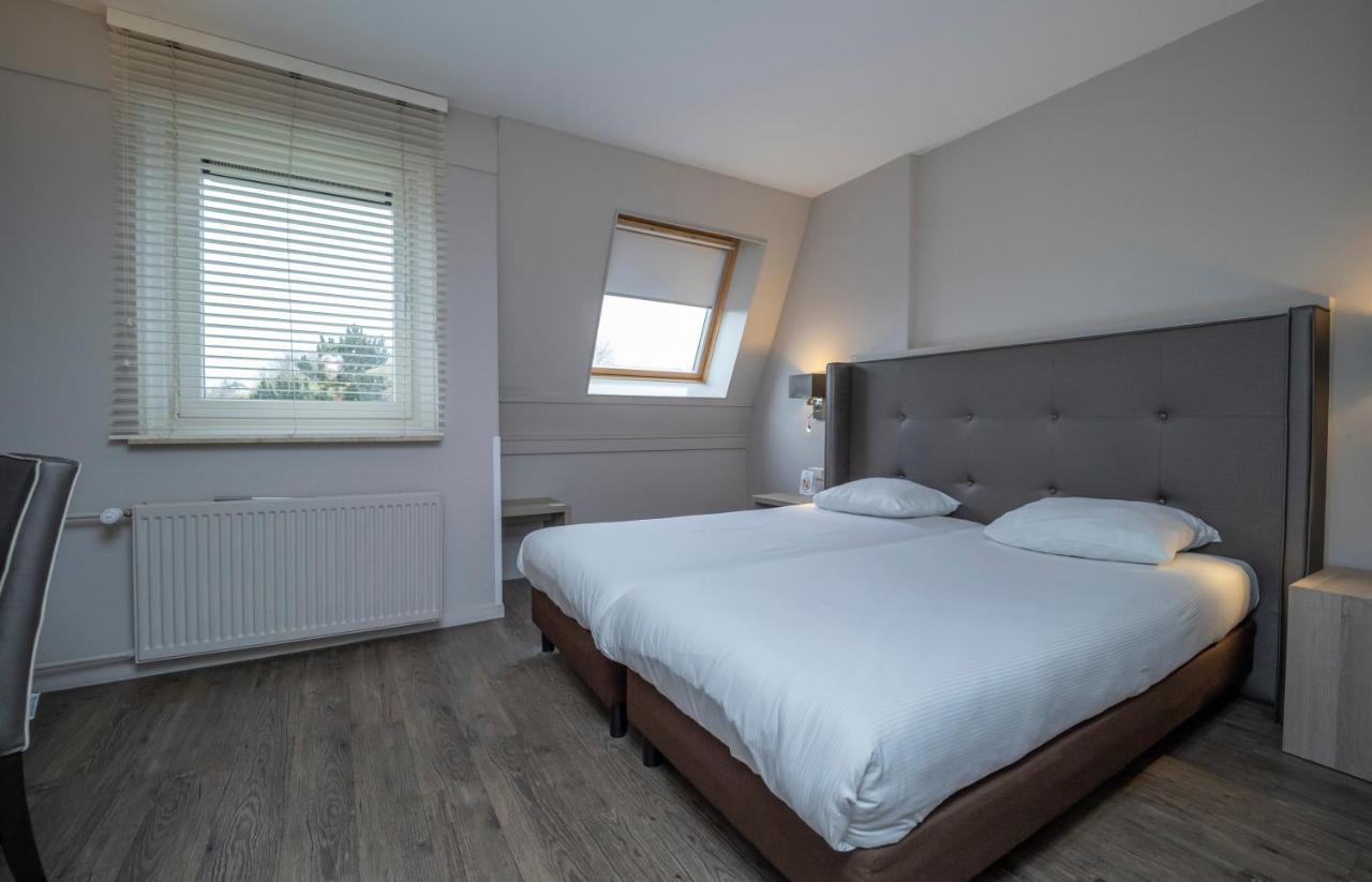 Large Comfort Double Room Shower