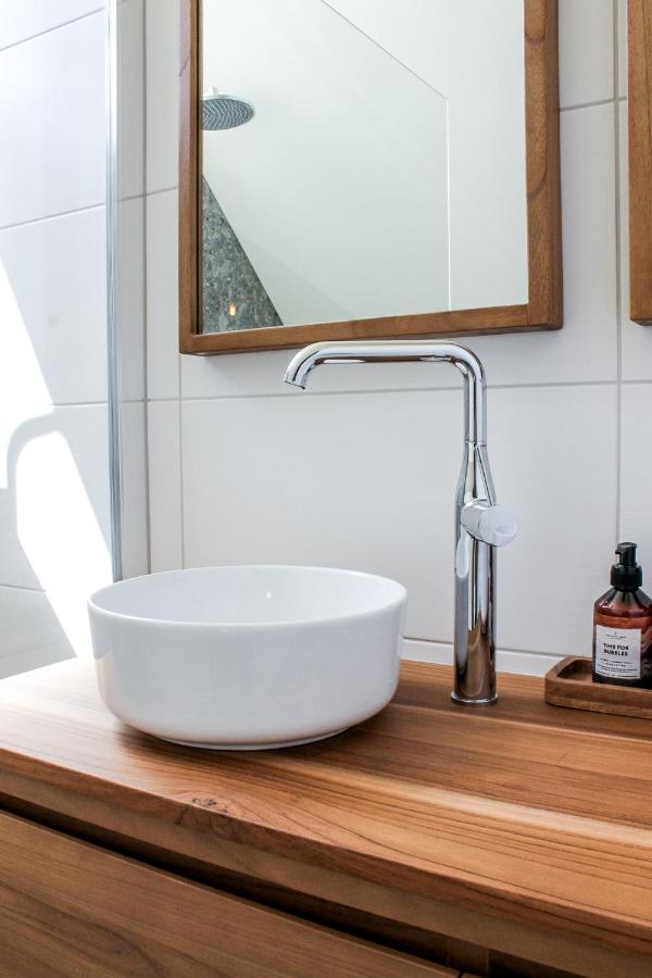 Deluxe Double Room Bath