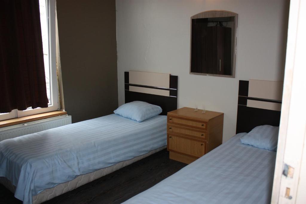 Double Room with Shared Bathroom