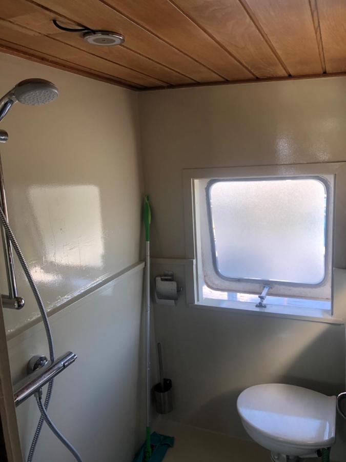 Boat with Private Bathroom,1385956295:JPEG