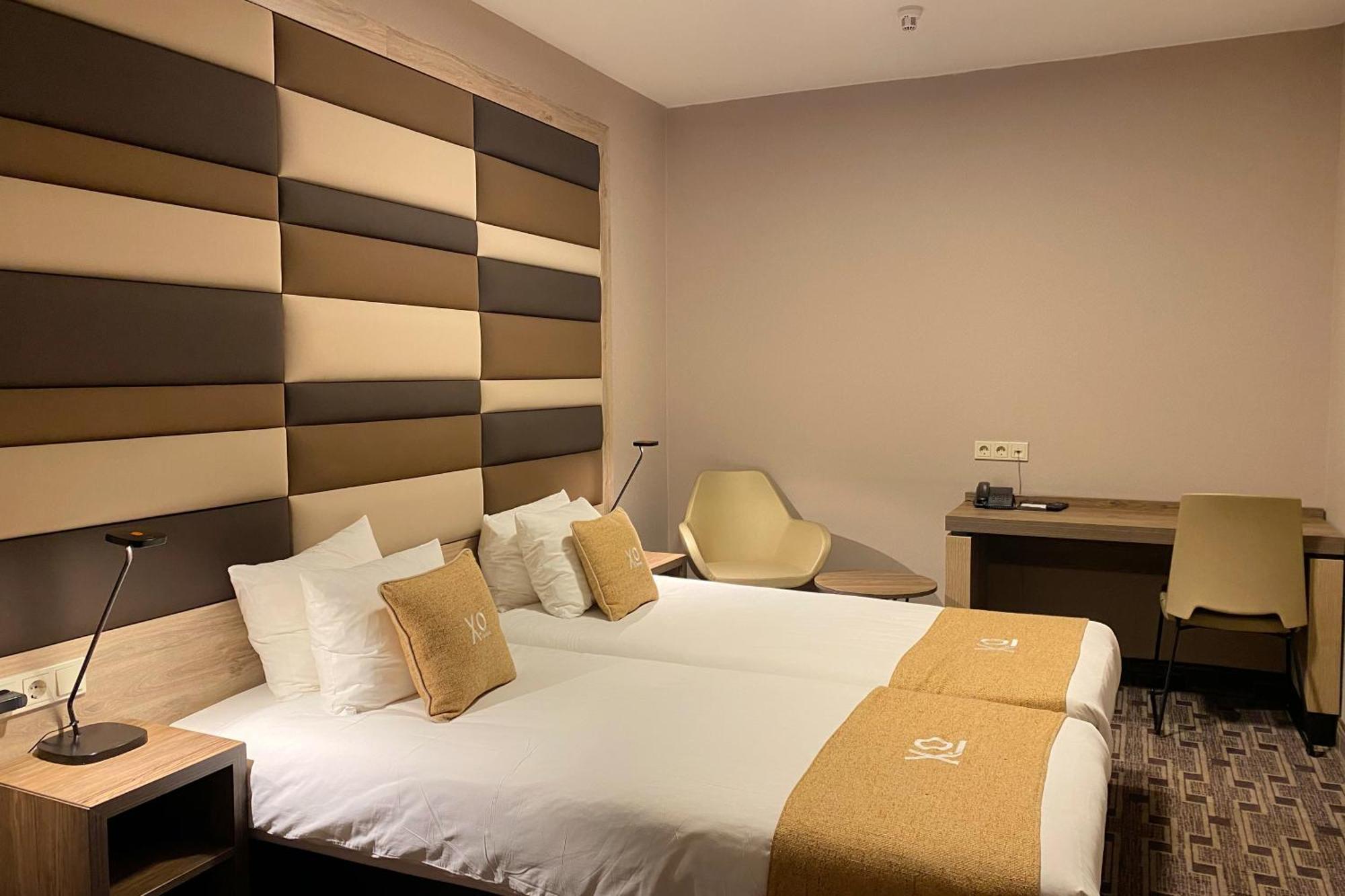 Twin Room without Window,1589213438:JPEG