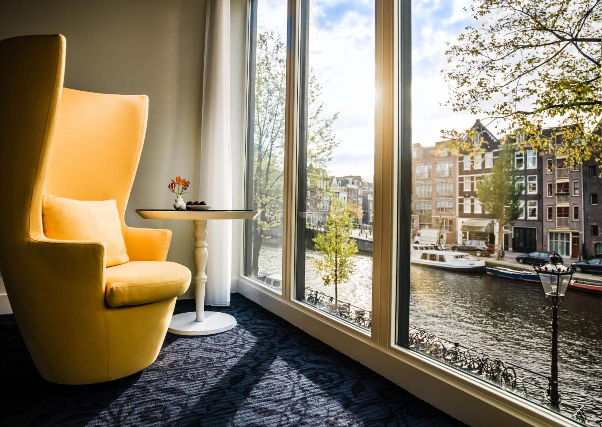Quarto Queen com Vista Canal