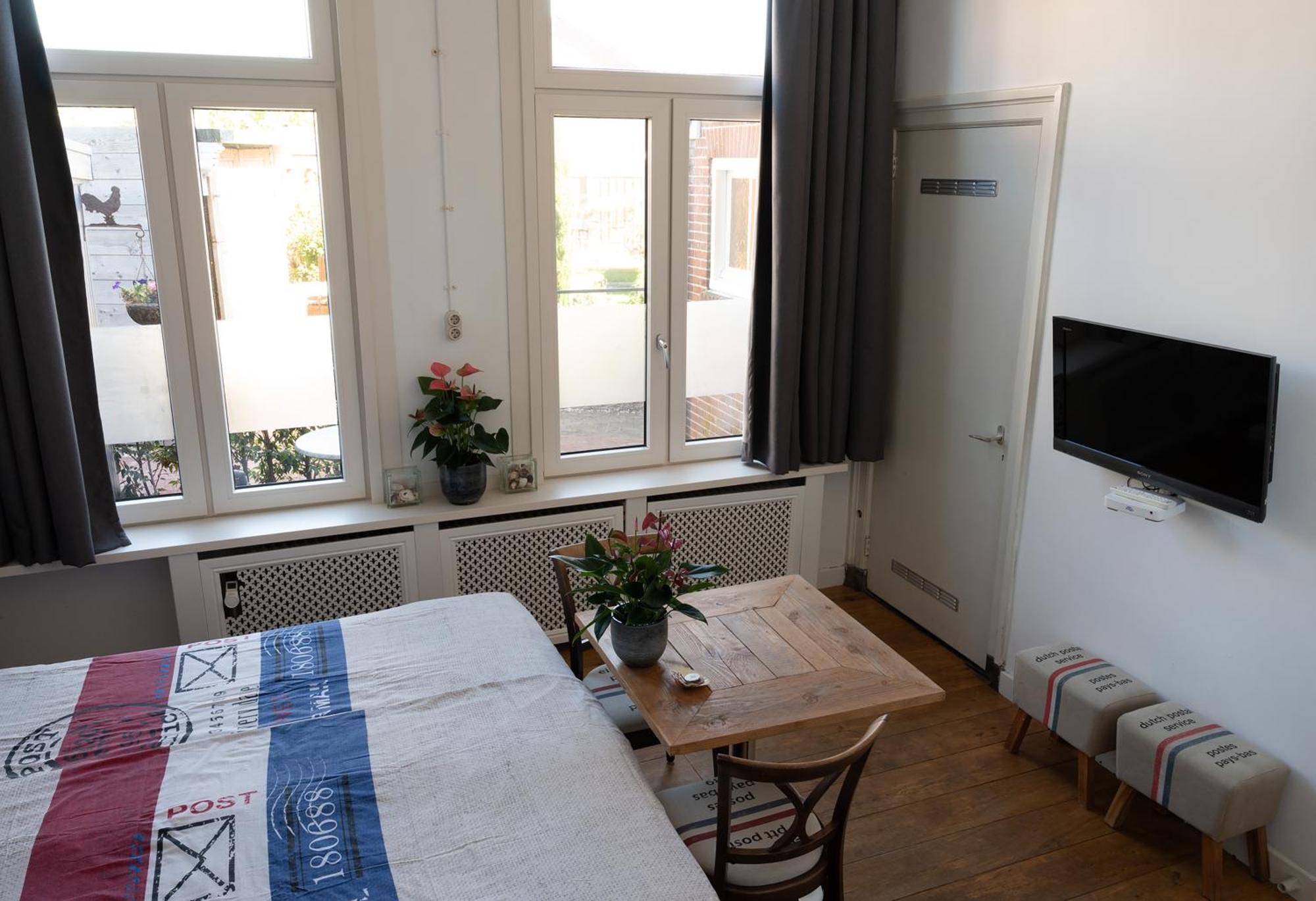 Double Room Private Bathroom