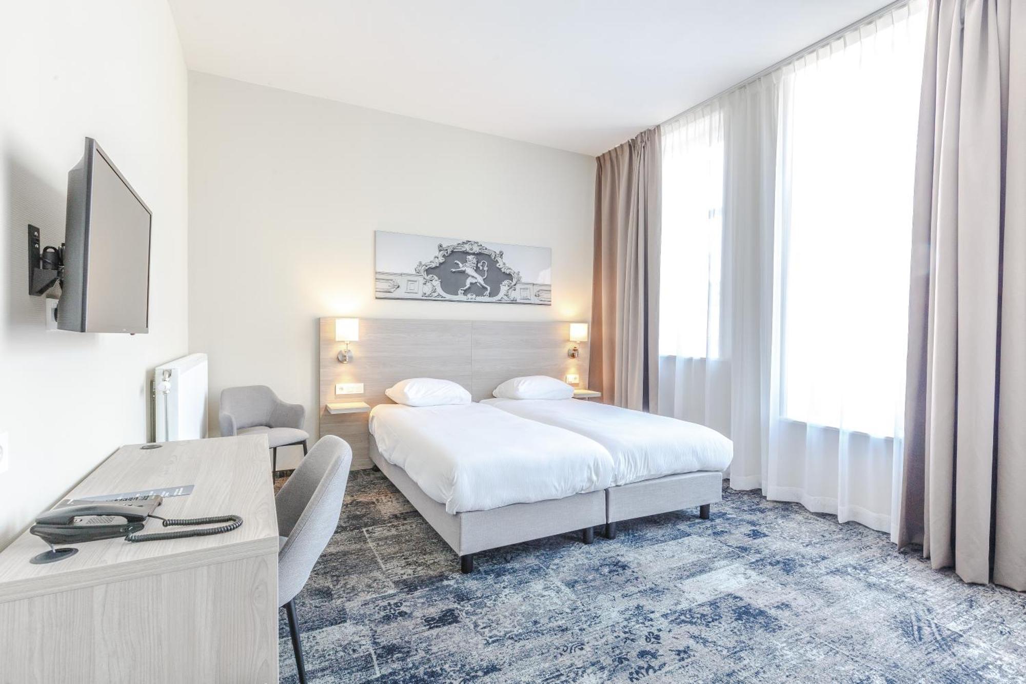 Double Room,1516408108:JPEG