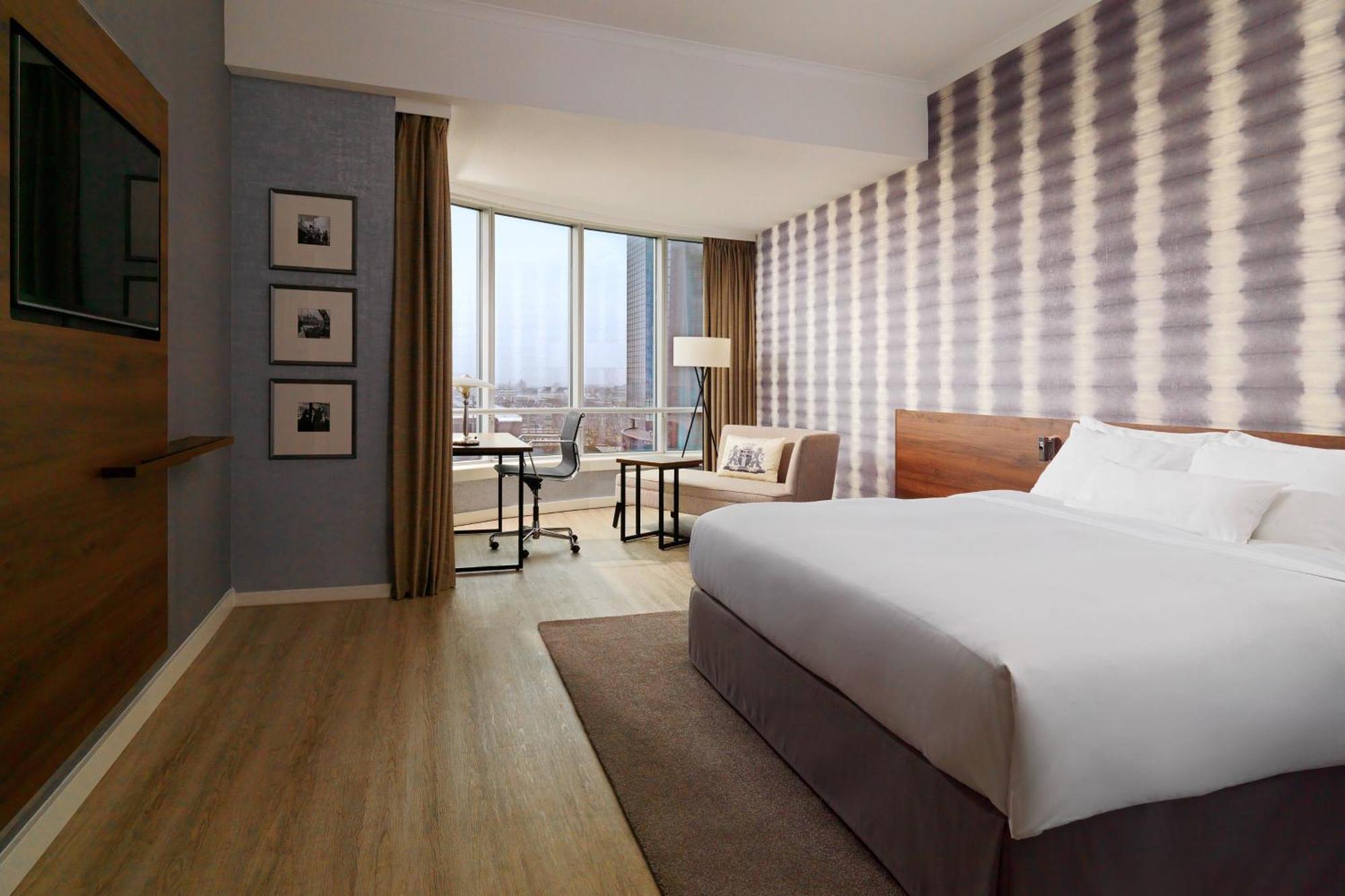 Executive King Room M Club Lounge Access
