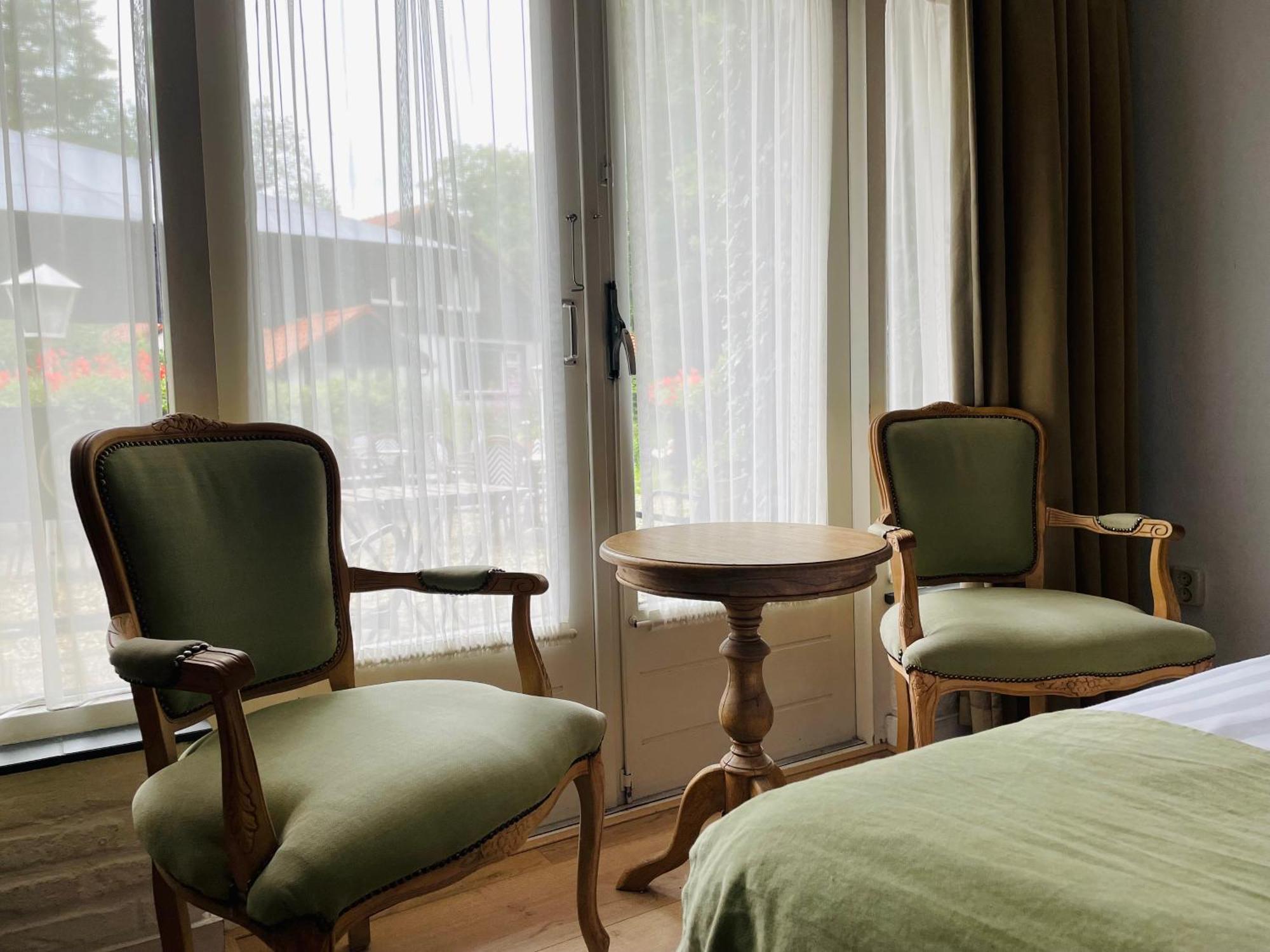 Luxury Twin Room,1554363469:JPEG