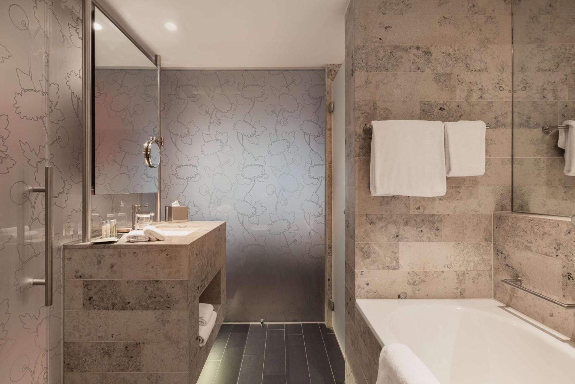 King Deluxe Room