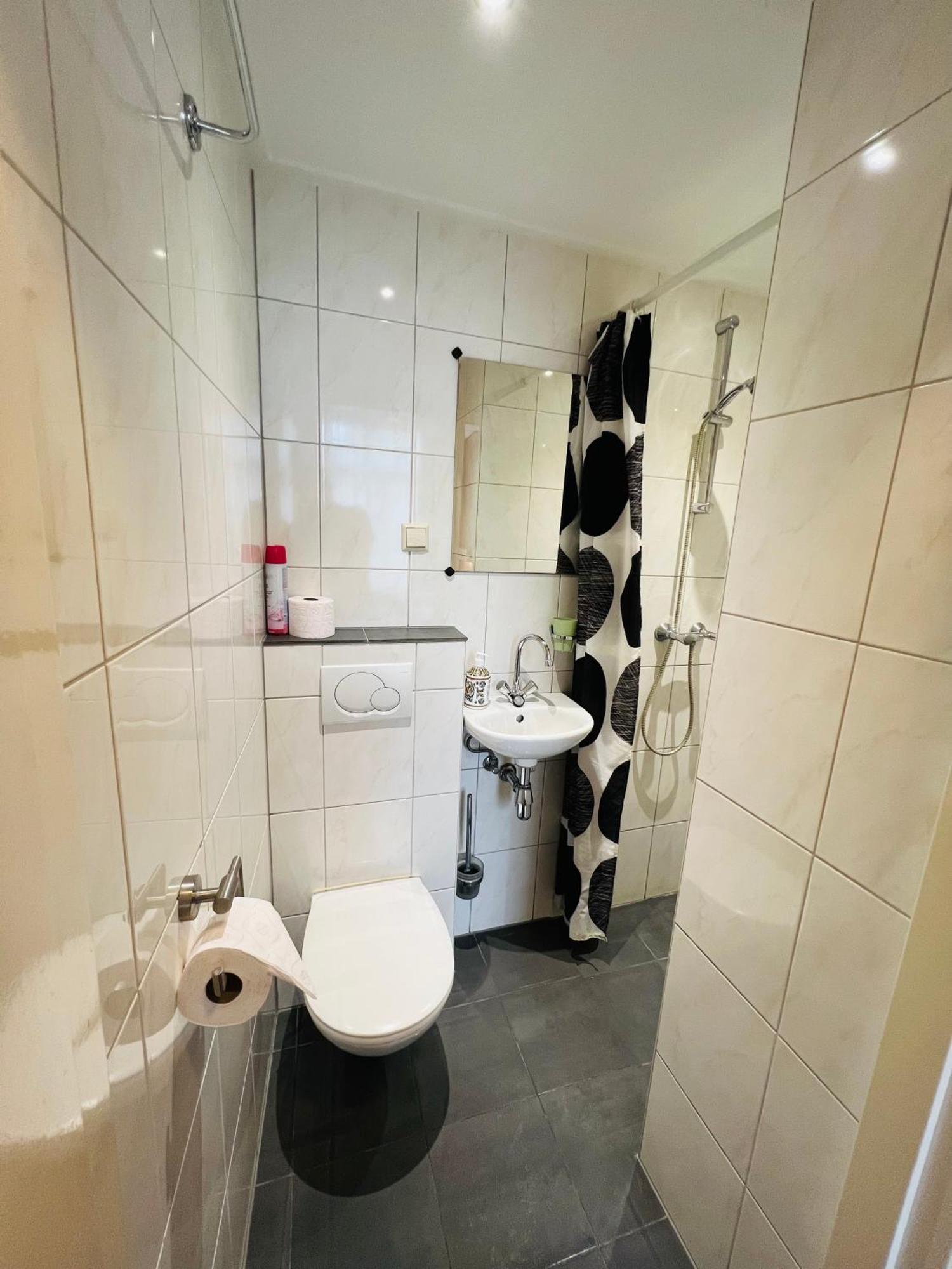 Double Room,1553396005:JPEG