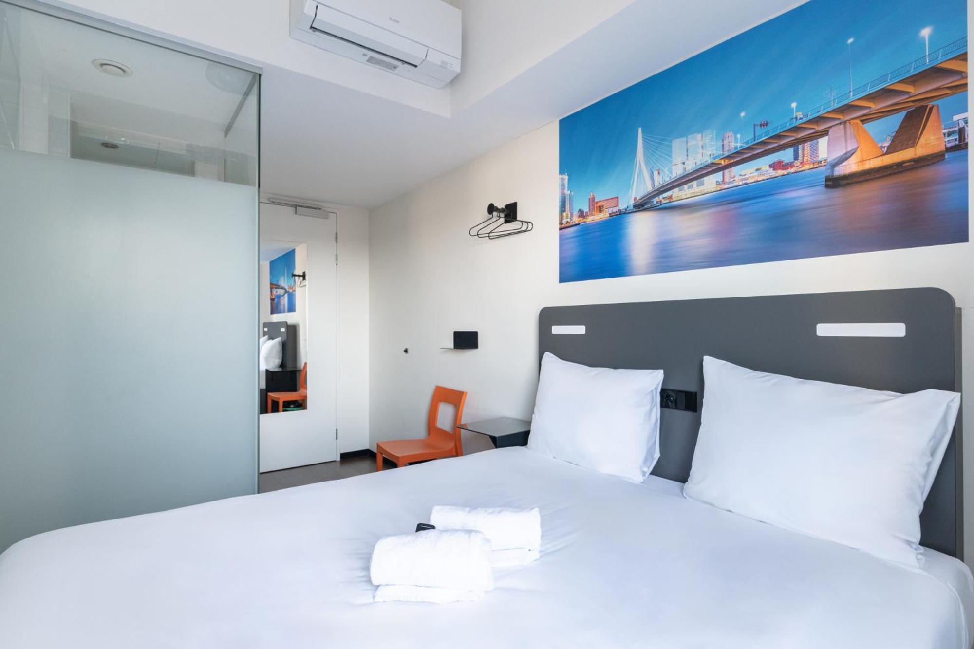 Small Double Room,1563332806:JPEG
