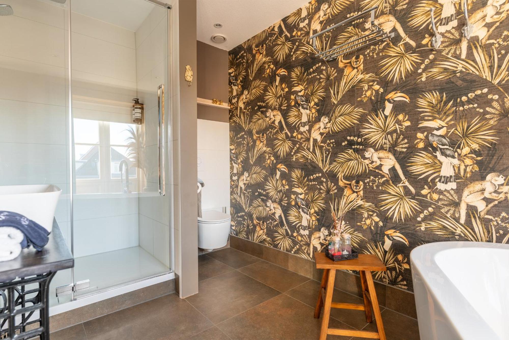 Deluxe Double Room Bath