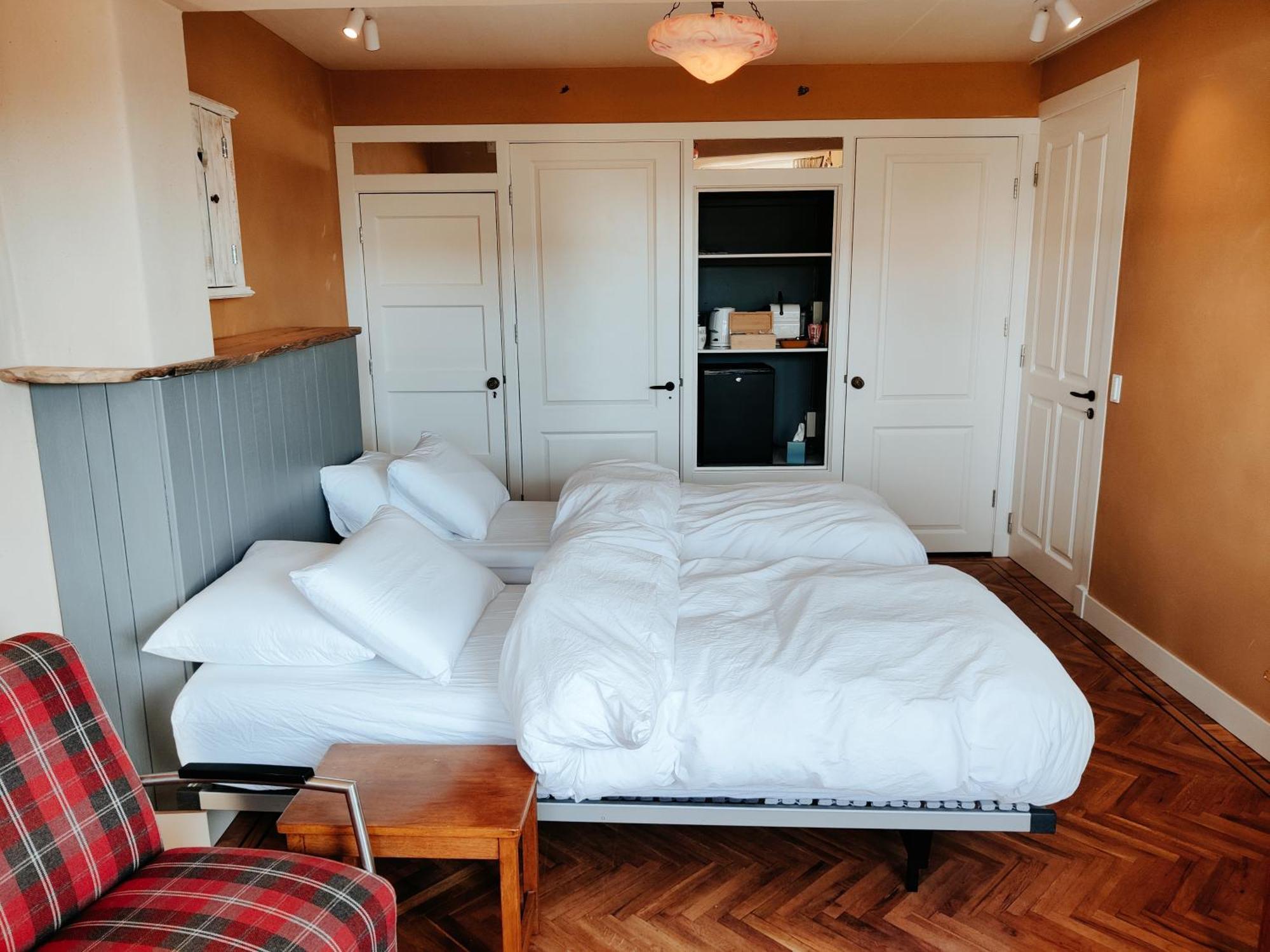 Double Room Private Bathroom