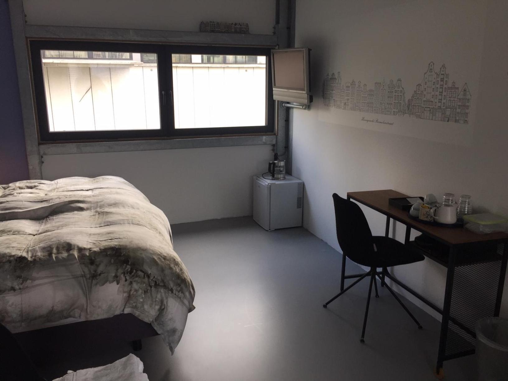 Double or Twin Room Bathroom