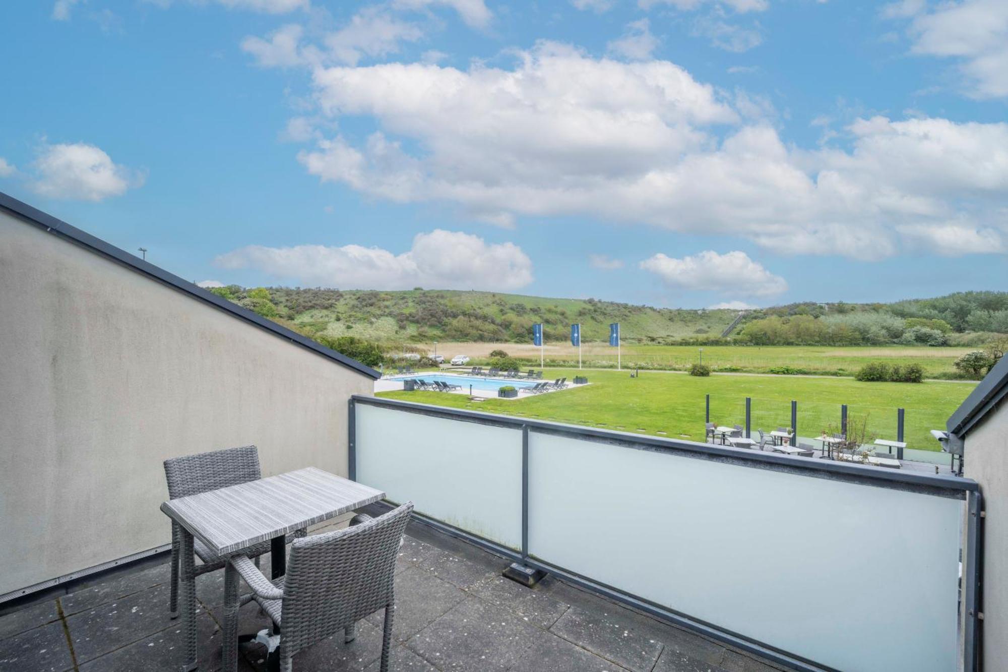 Comfort Double Room Shower Balcony