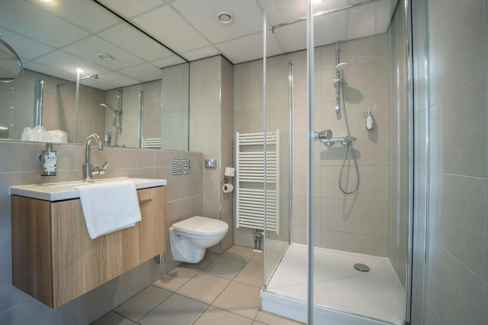 Comfort Double Room Shower Terrace