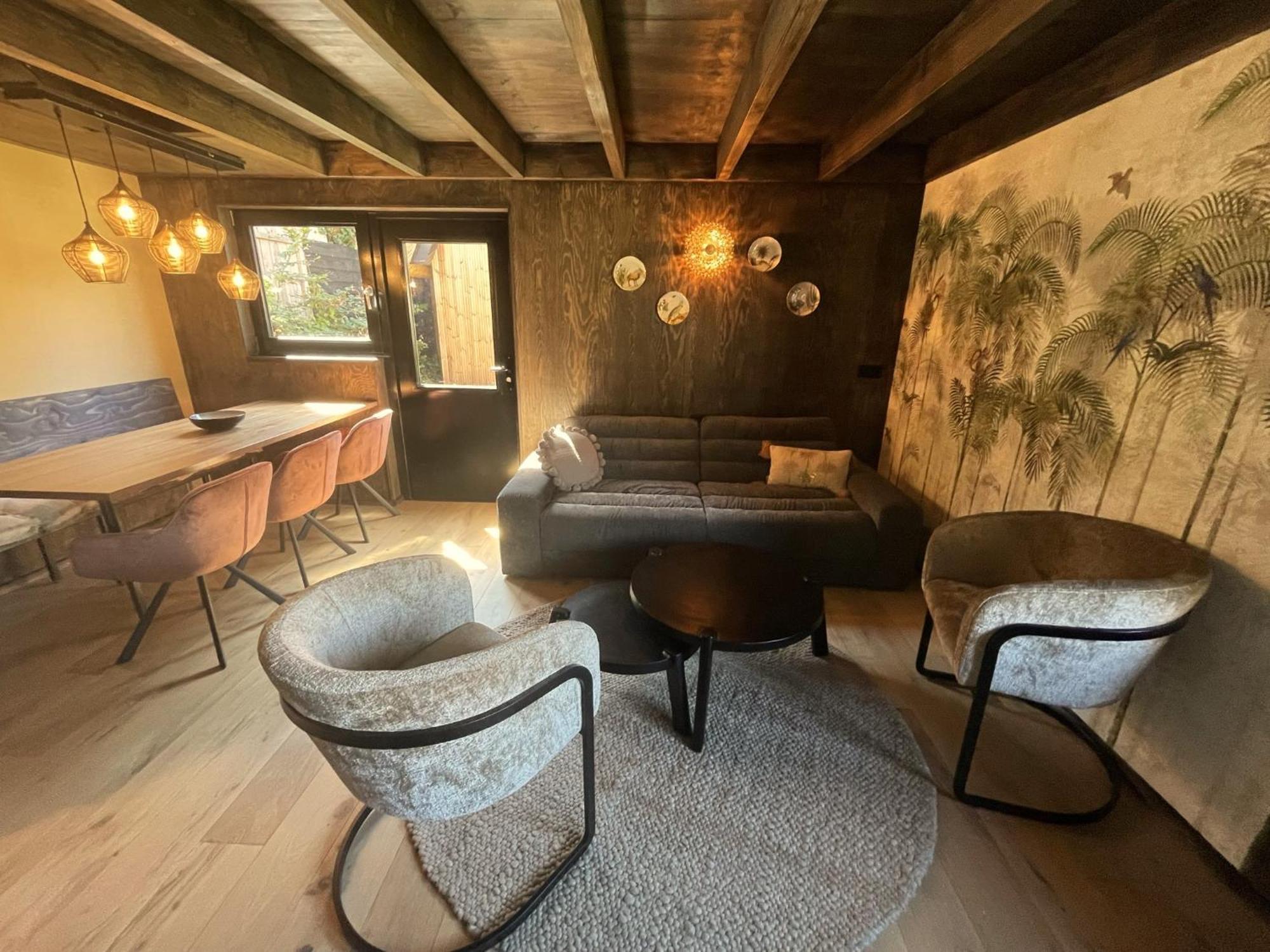 Deluxe Villa