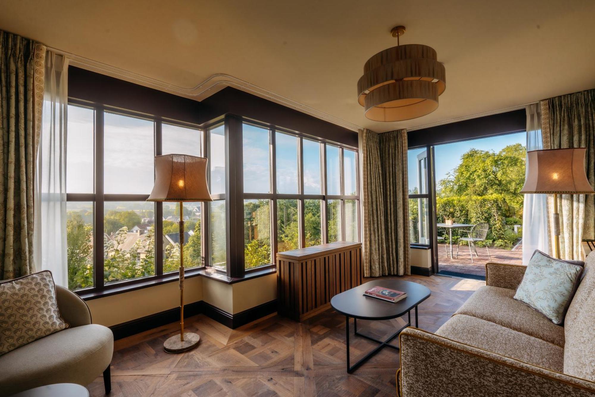 Deluxe Garden Suite