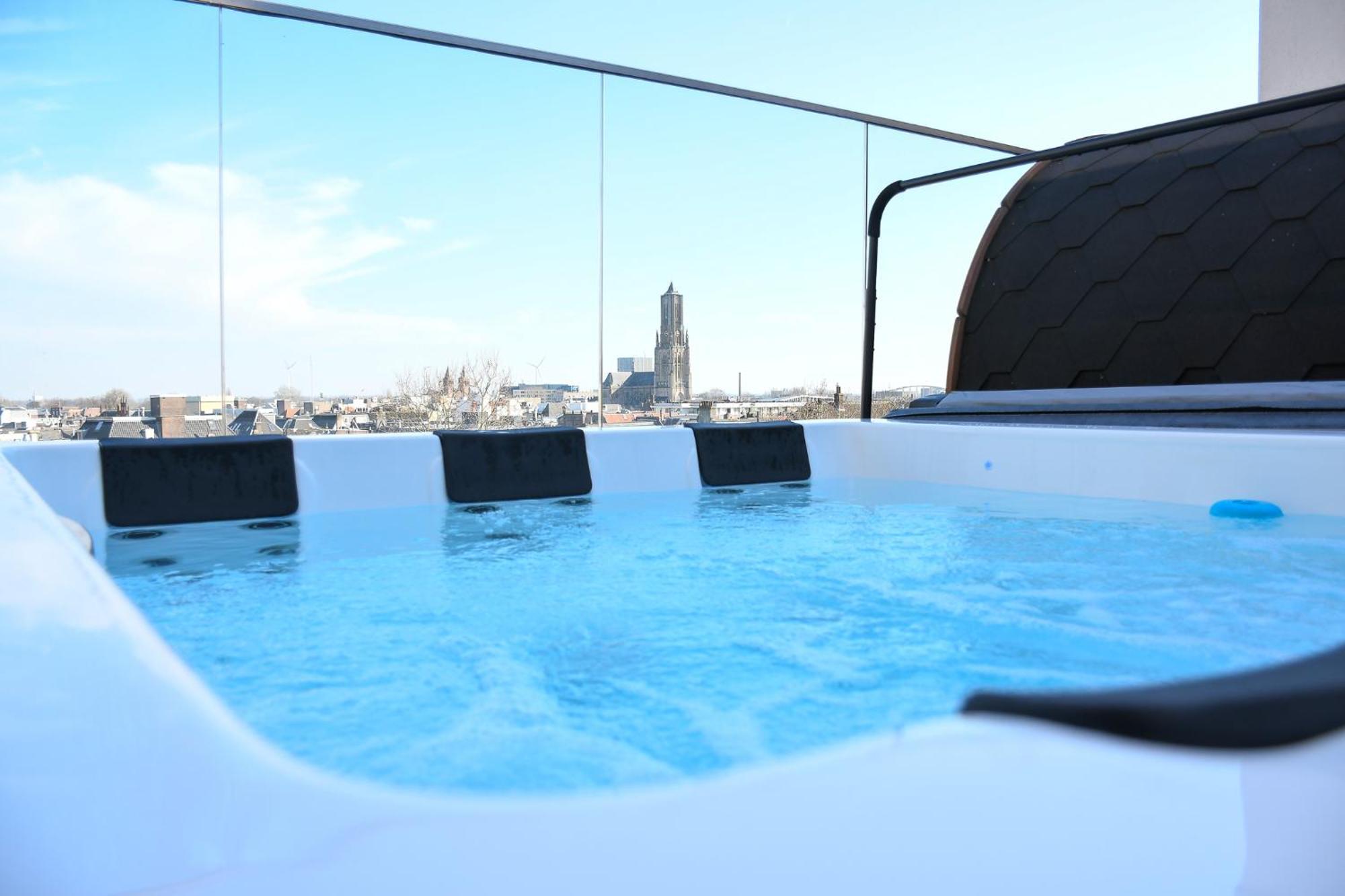 Comfy Tweepersoonskamer met Toegang tot de City Spa