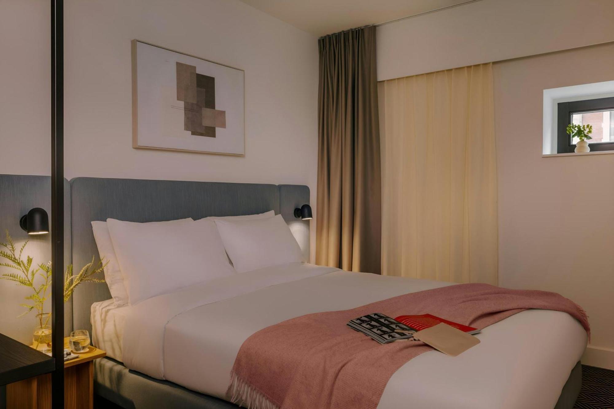 Comfort Twin Room - Semi Basement