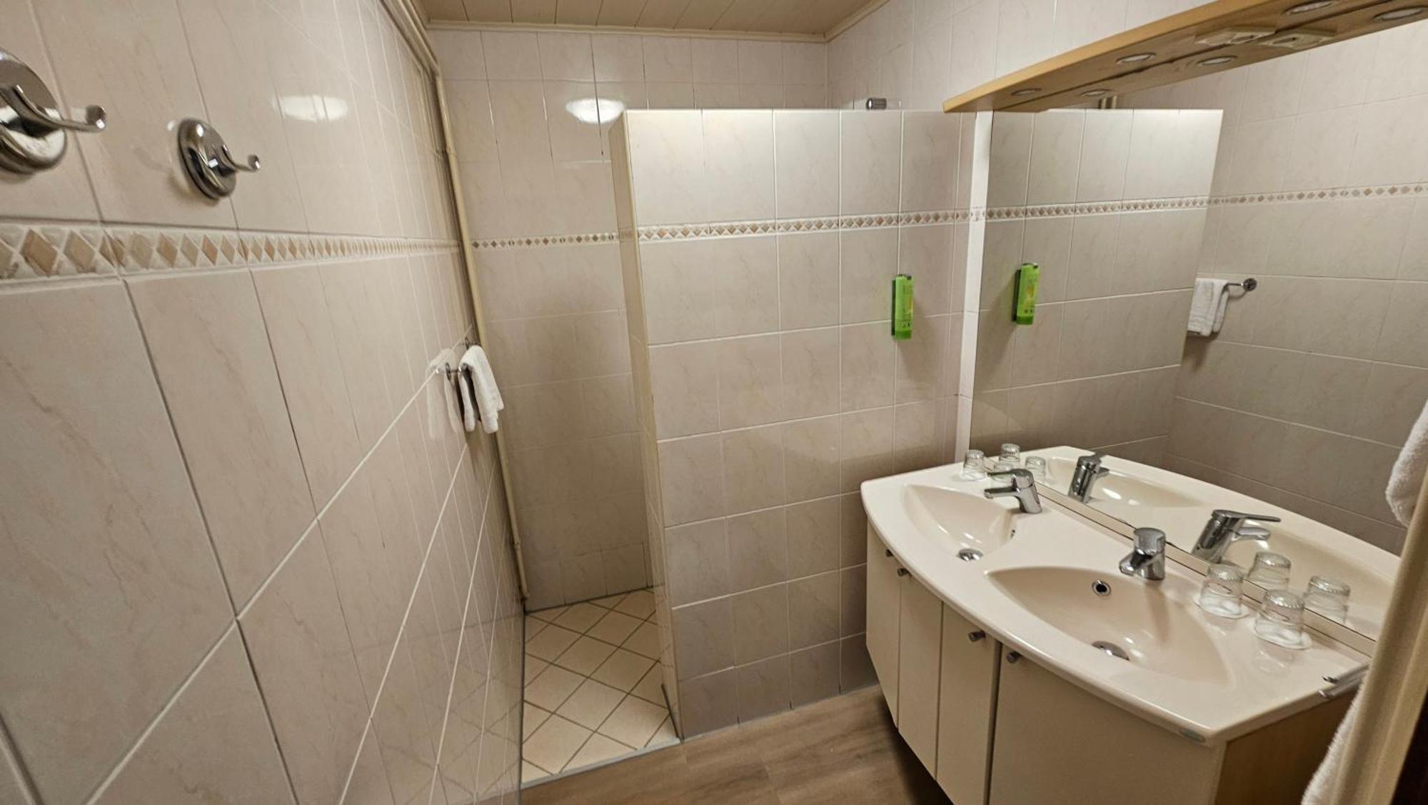 Comfort Quadruple Room,1671865240:JPEG
