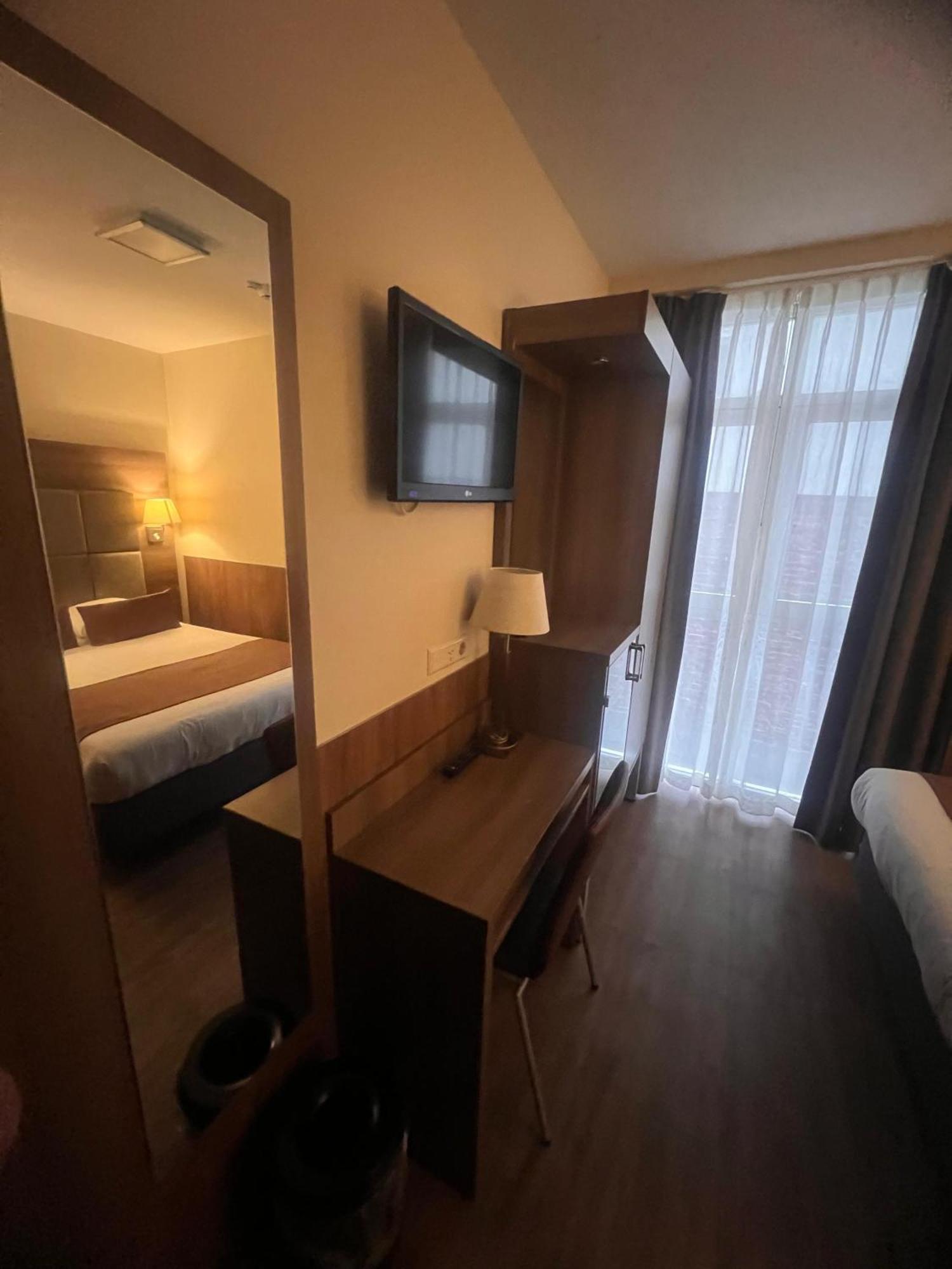 Small Double Room