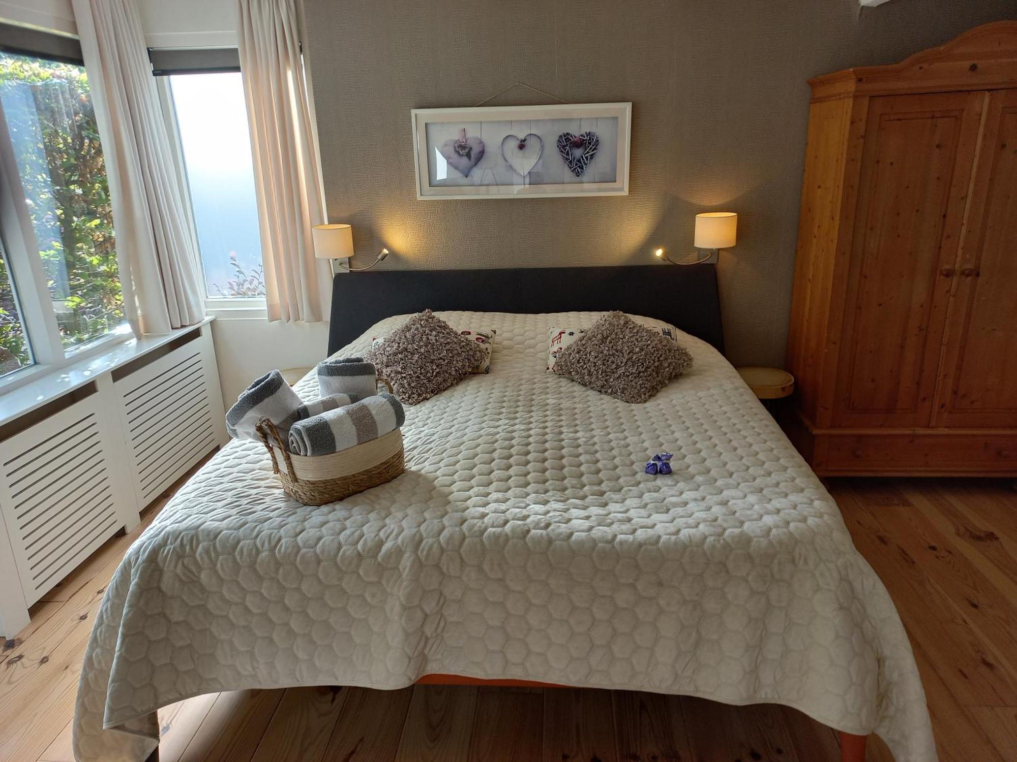 Double Room Private Bathroom