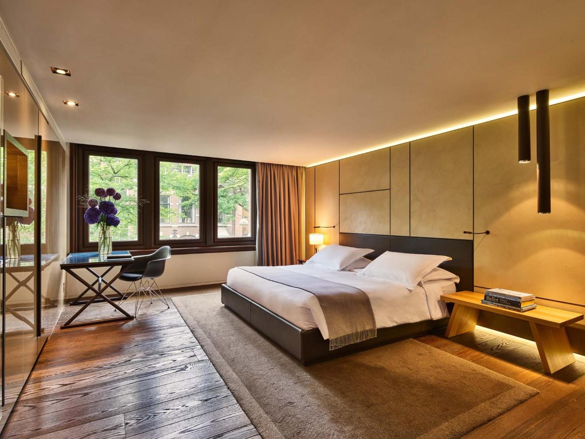 Deluxe Room,1698938175:JPEG