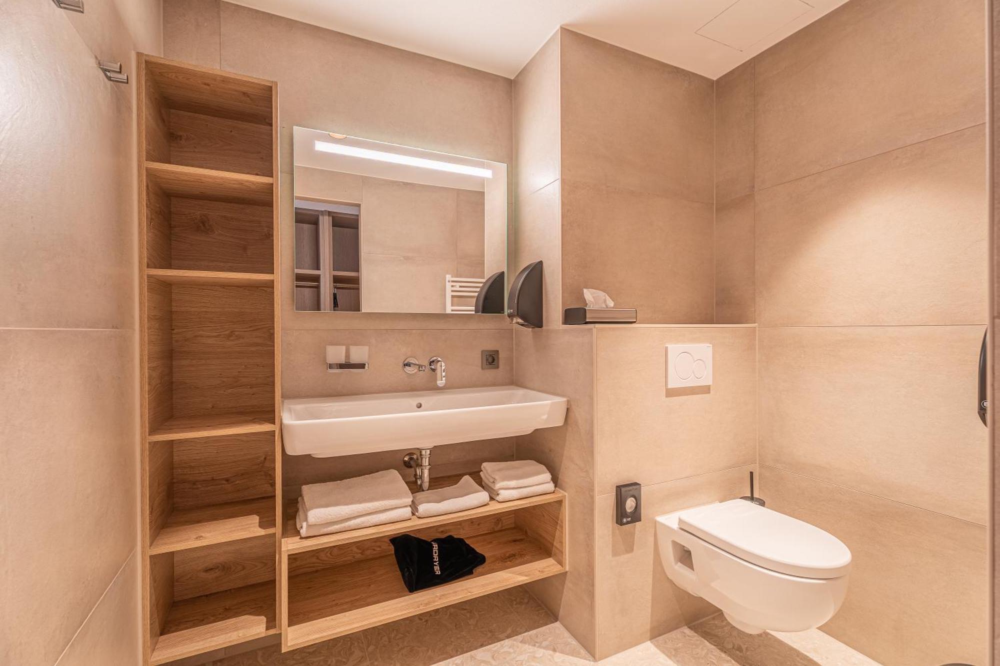 Deluxe Double Room No pets allowed