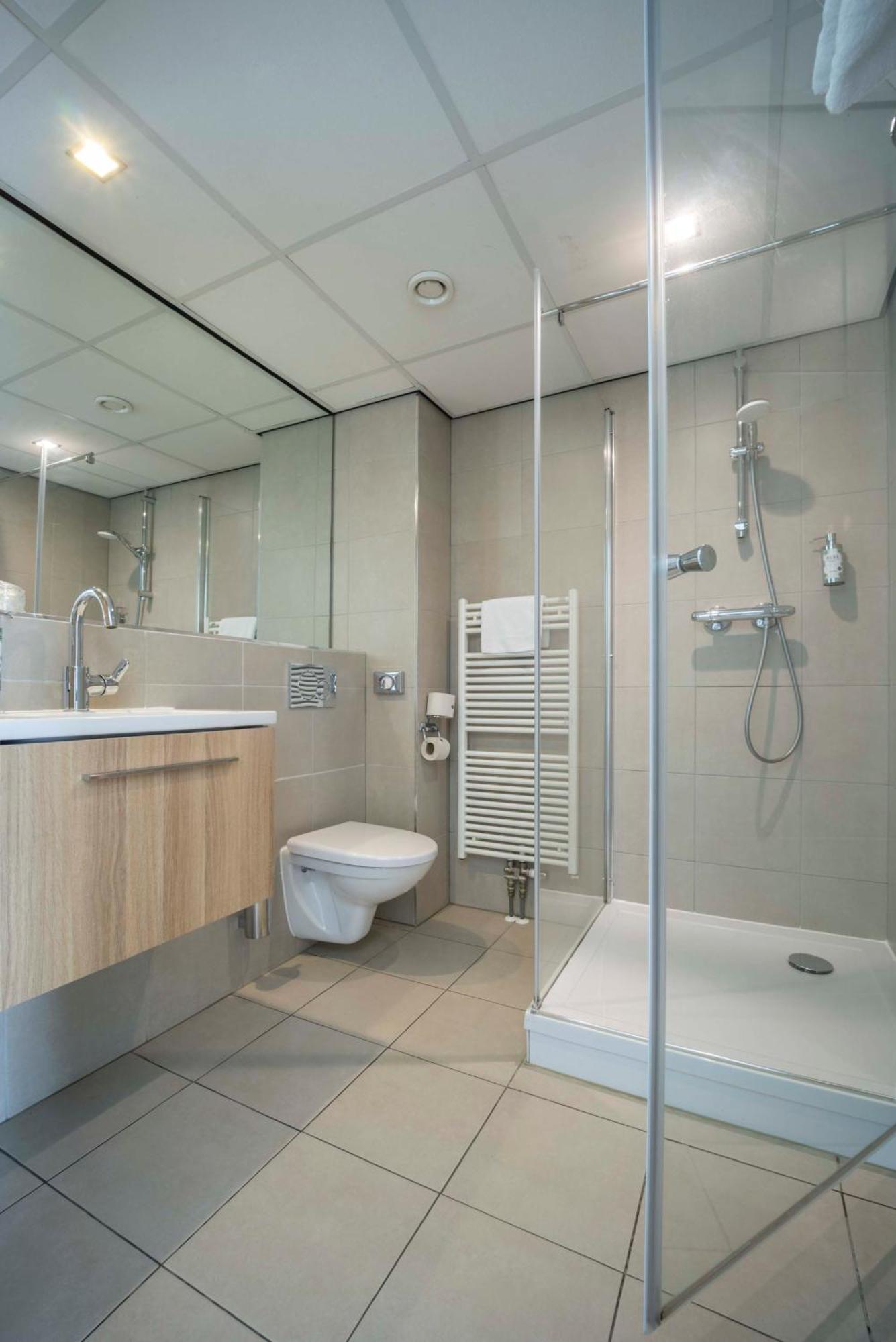 Comfort Double Room Shower Terrace