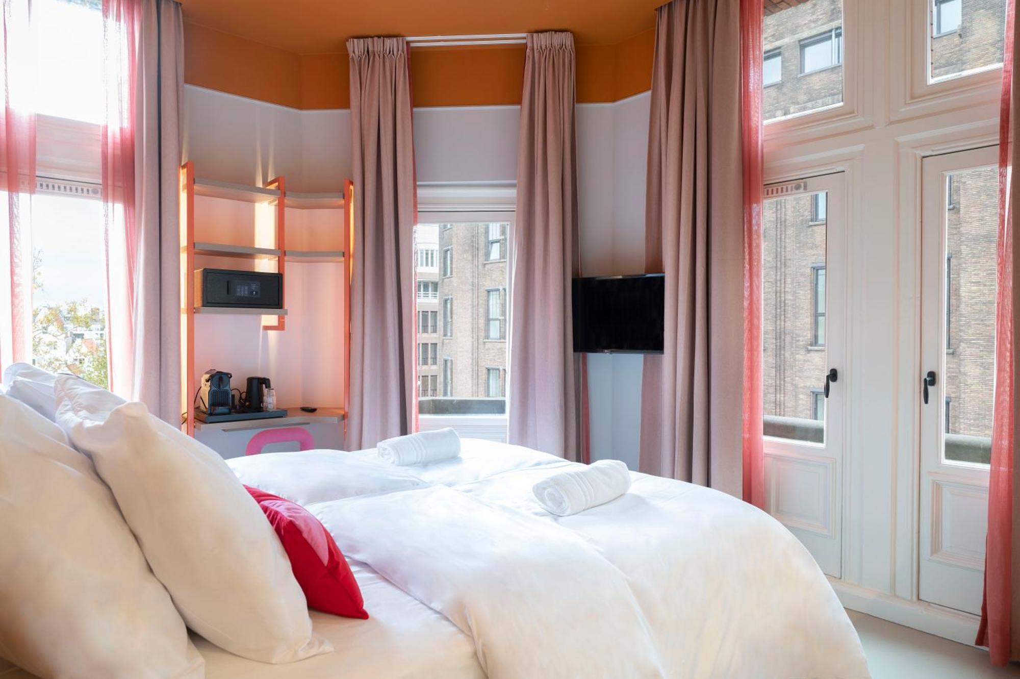 Superior Deluxe Double or Twin Room