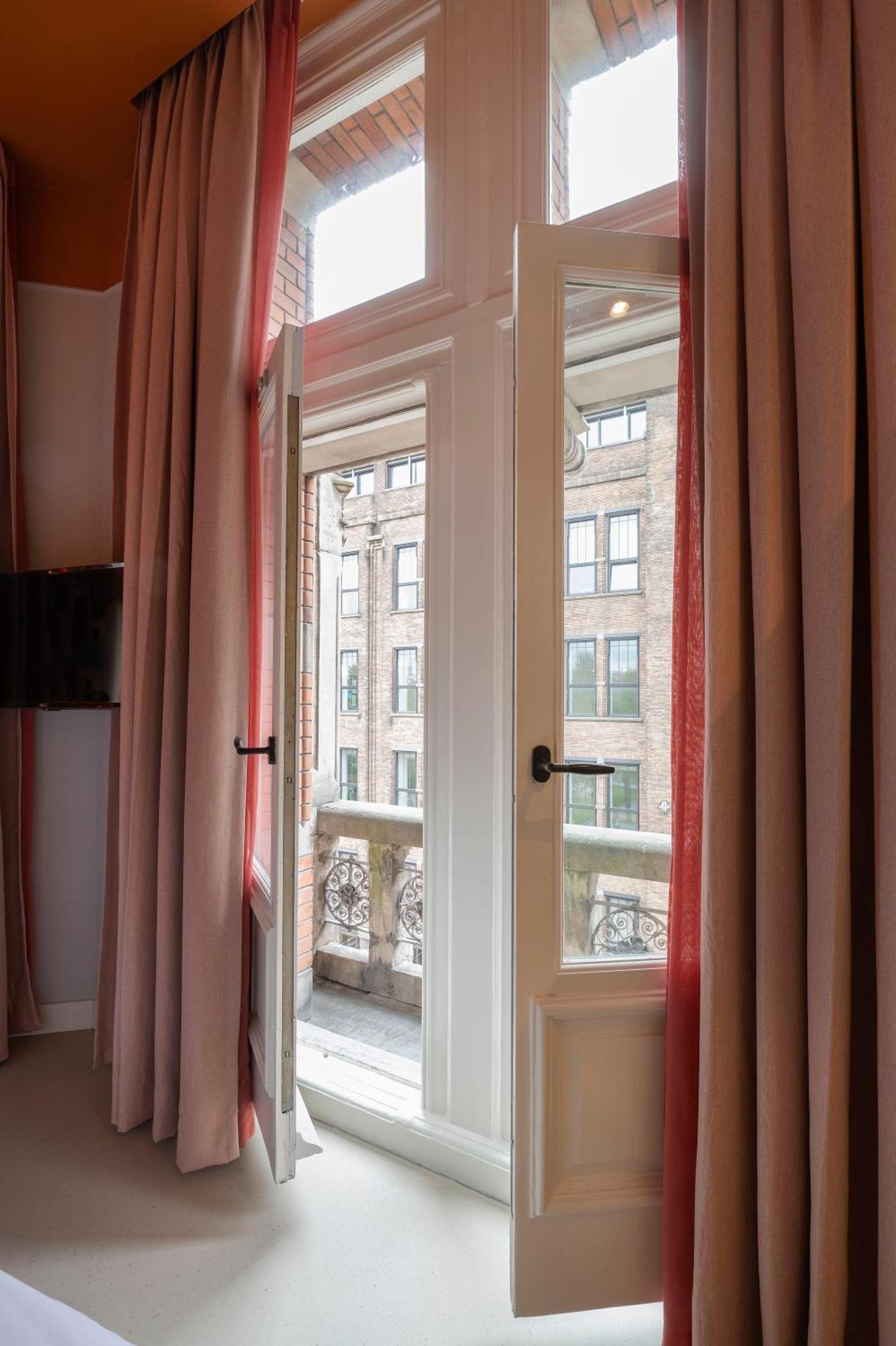 Superior Deluxe Double or Twin Room