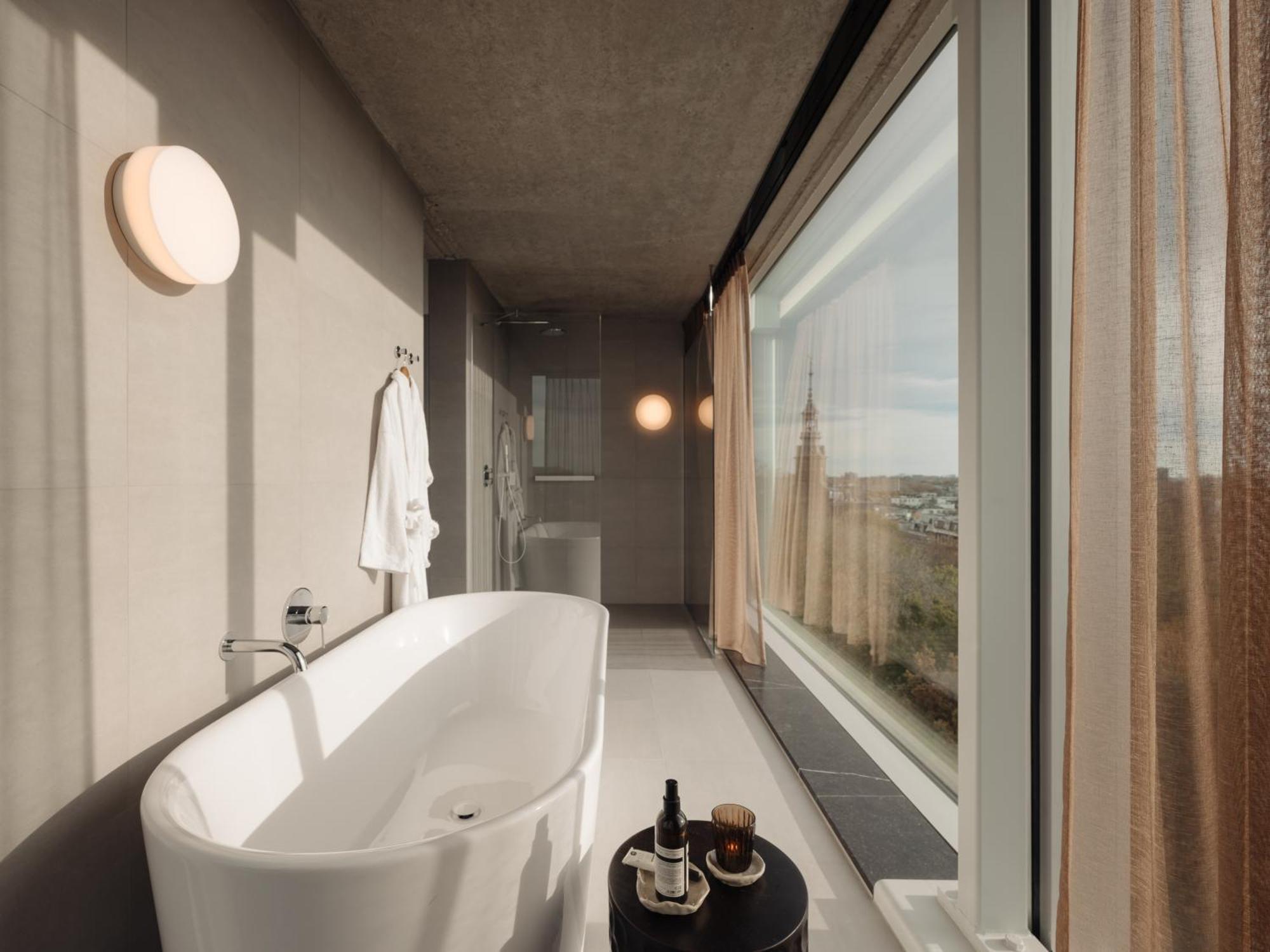 Superior bath sofa