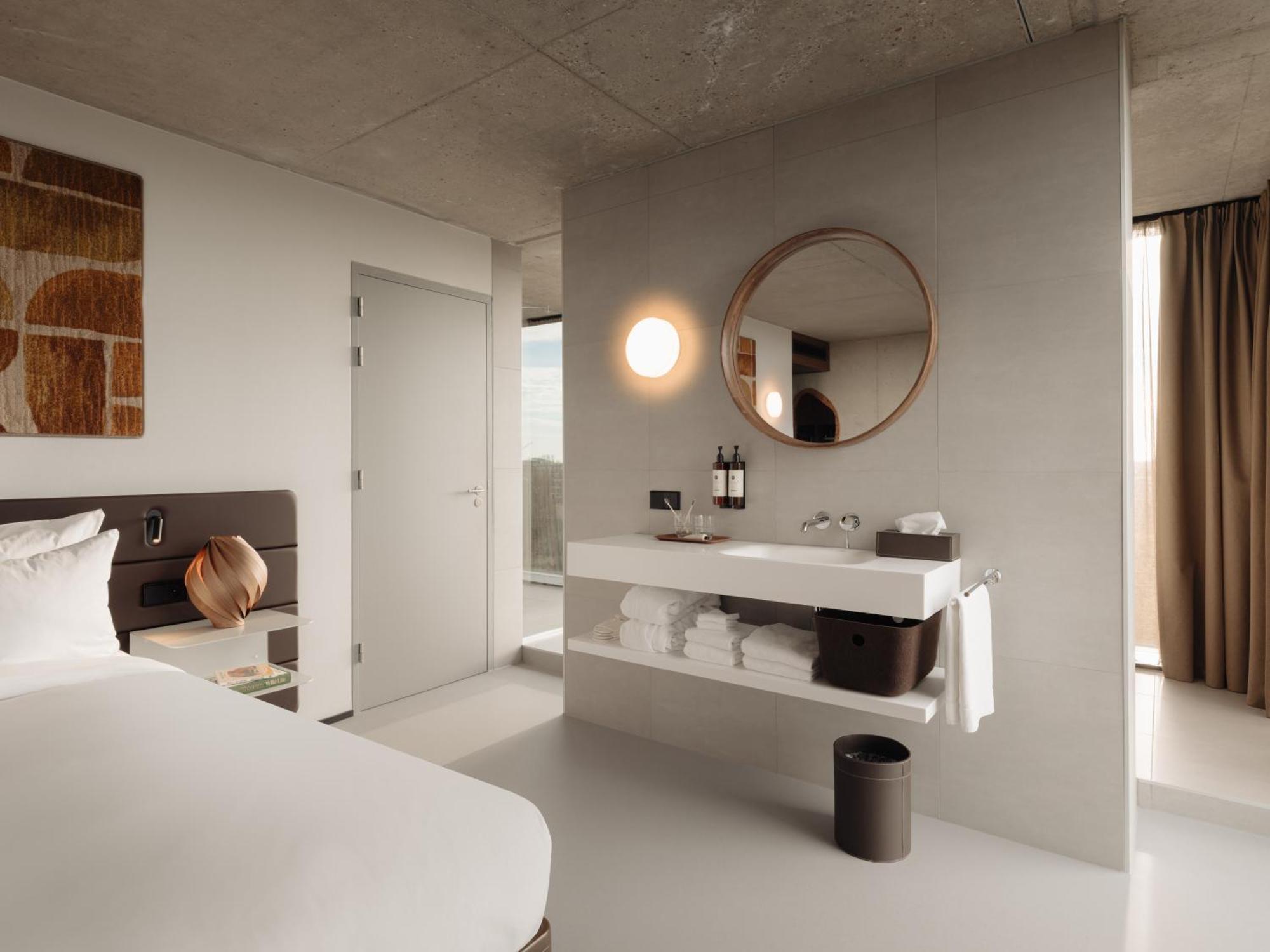 Superior bath sofa