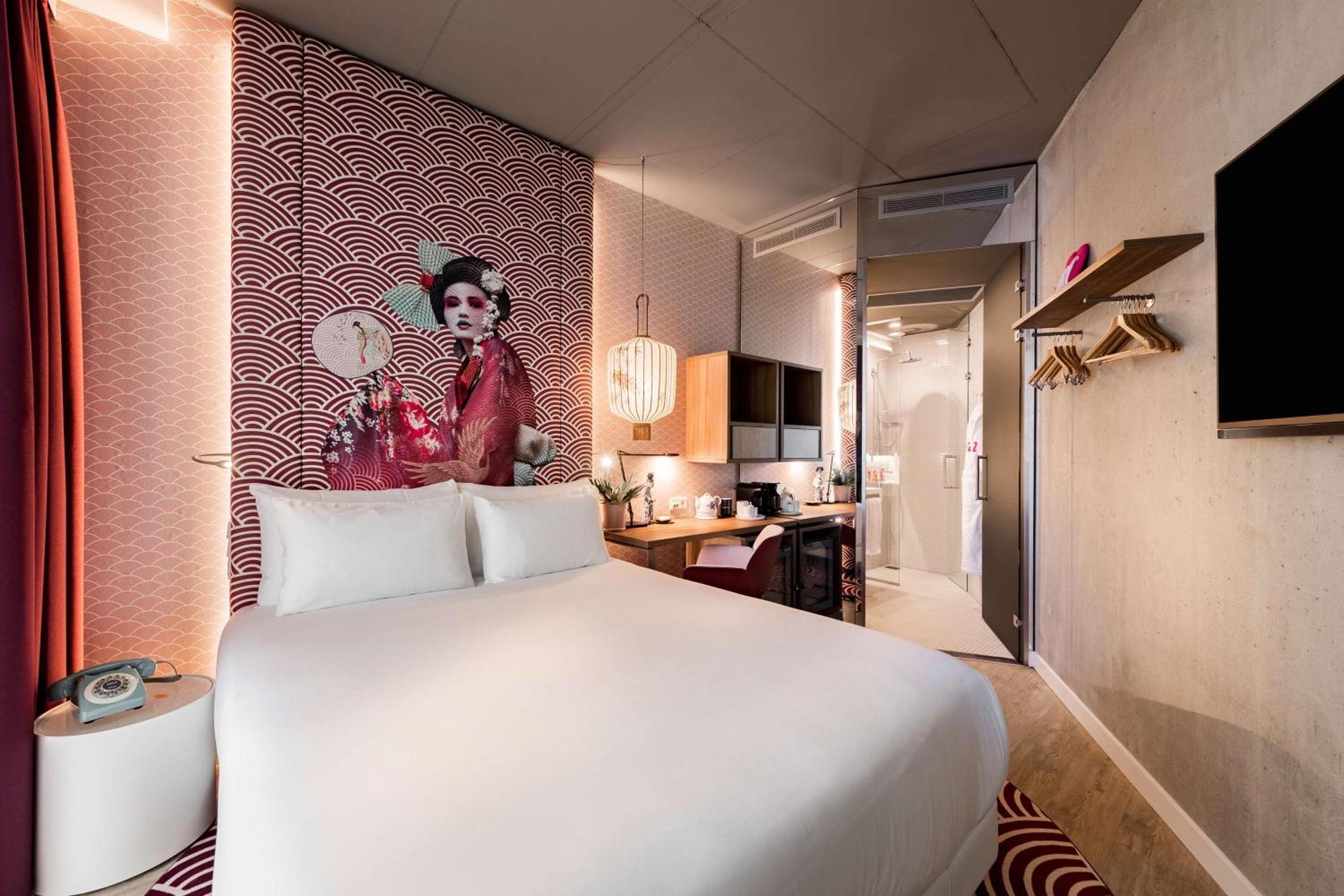 nhow Single View Room