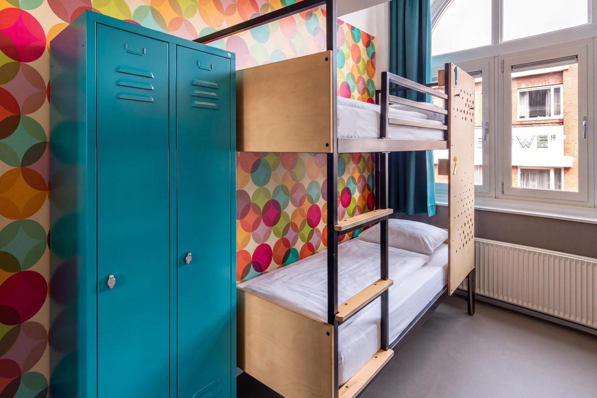 Budget Twin Bunk Bed Private Bathroom Shower