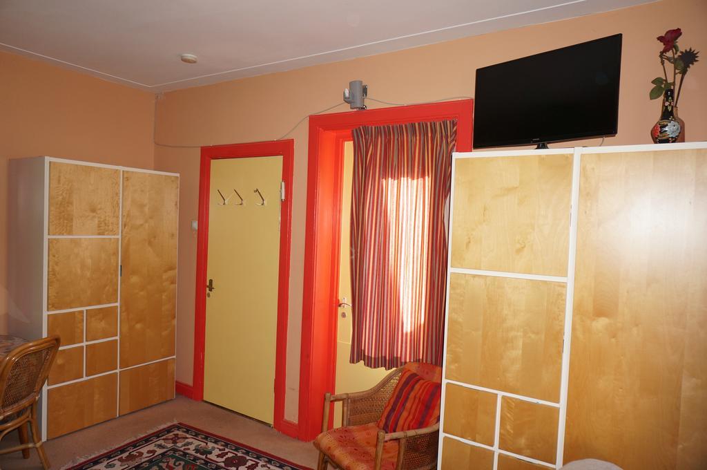 King Room Private Bathroom