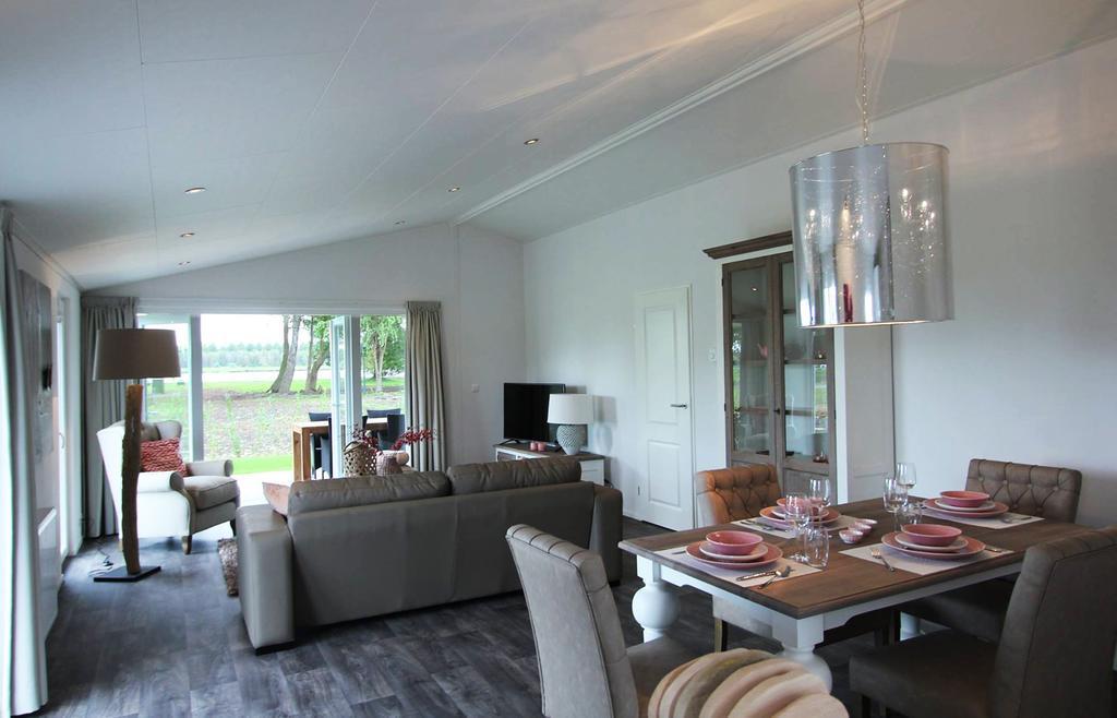 Chalet met 2 slaapkamers Veranda 4