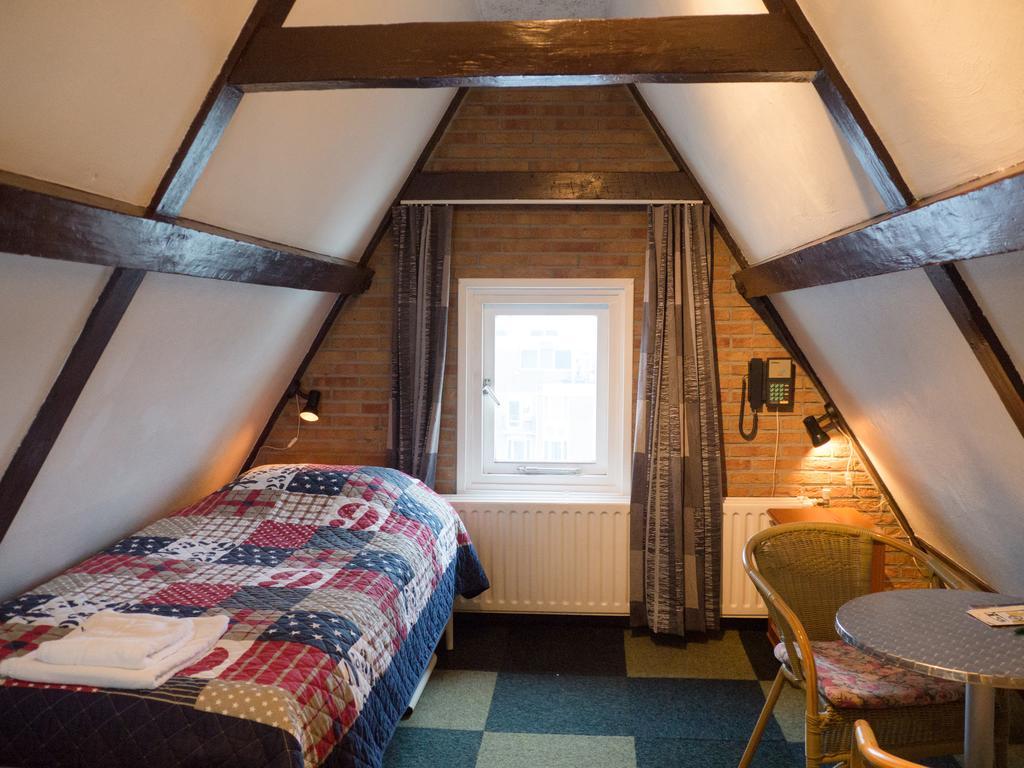 Single Room with Shared Bathroom and Toilet